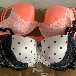 2 Victoria’s Secret Bras